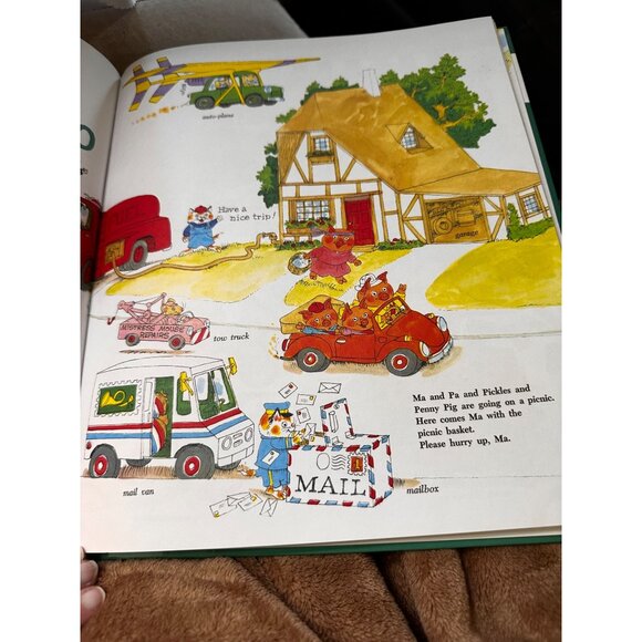 Richard Scarry’s Cars and Trucks and Things that Go Oversized HC Book 2014 50th - Picture 5 of 11